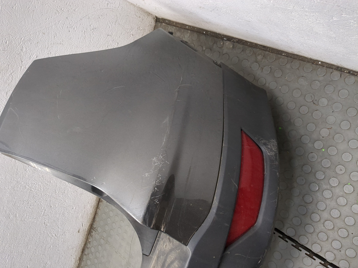 Бампер задний