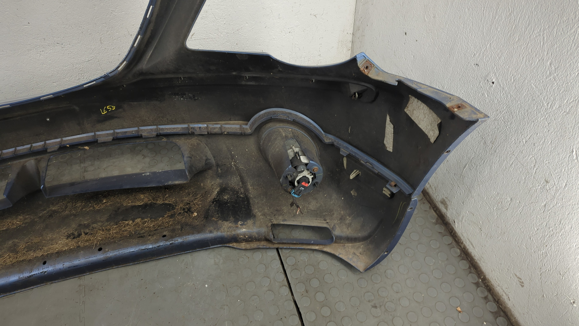 Бампер передний