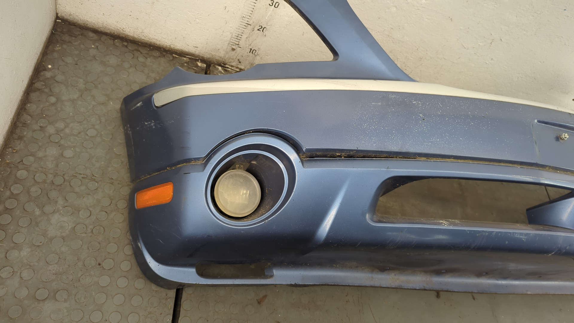 Бампер передний