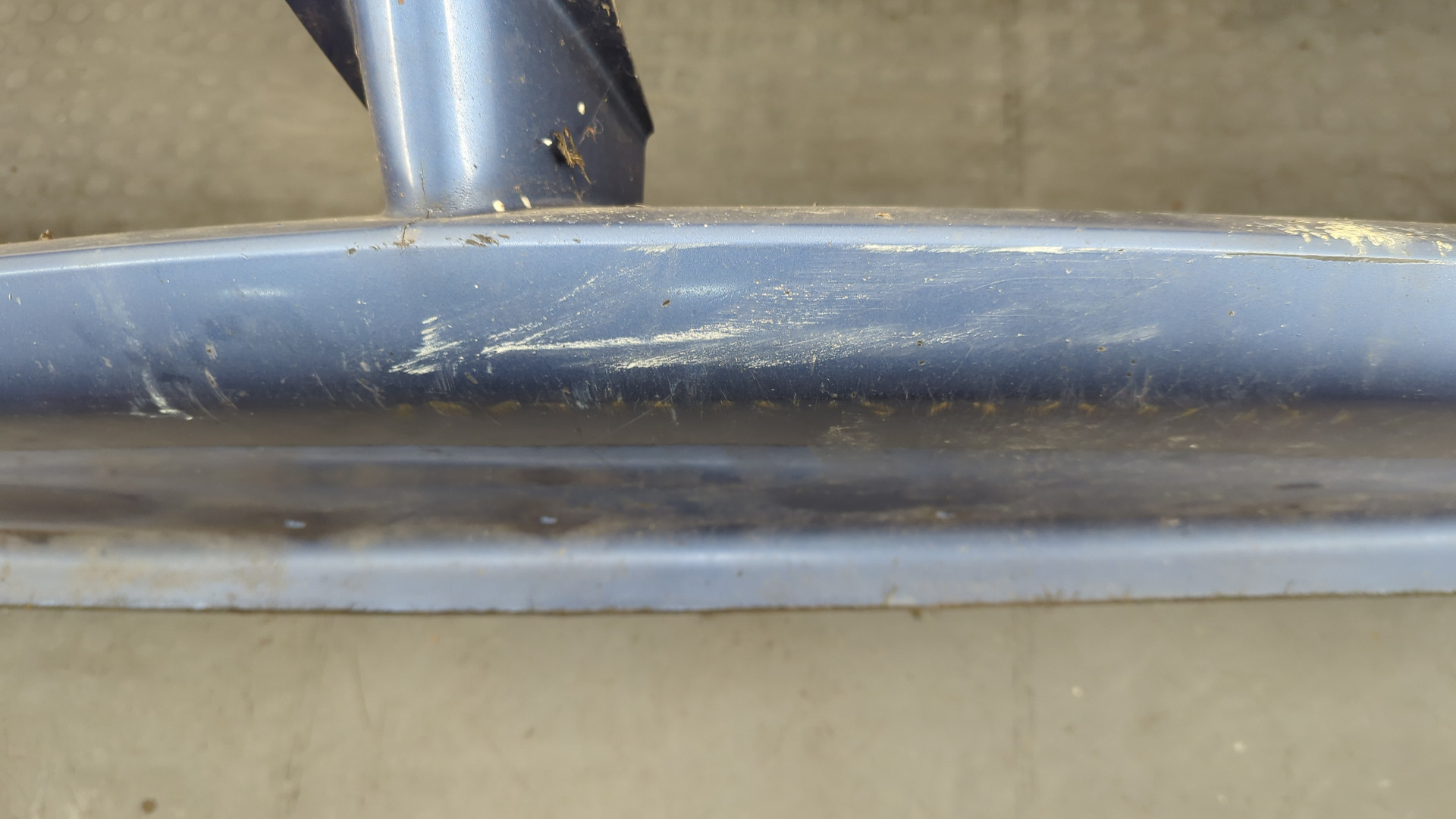 Бампер передний