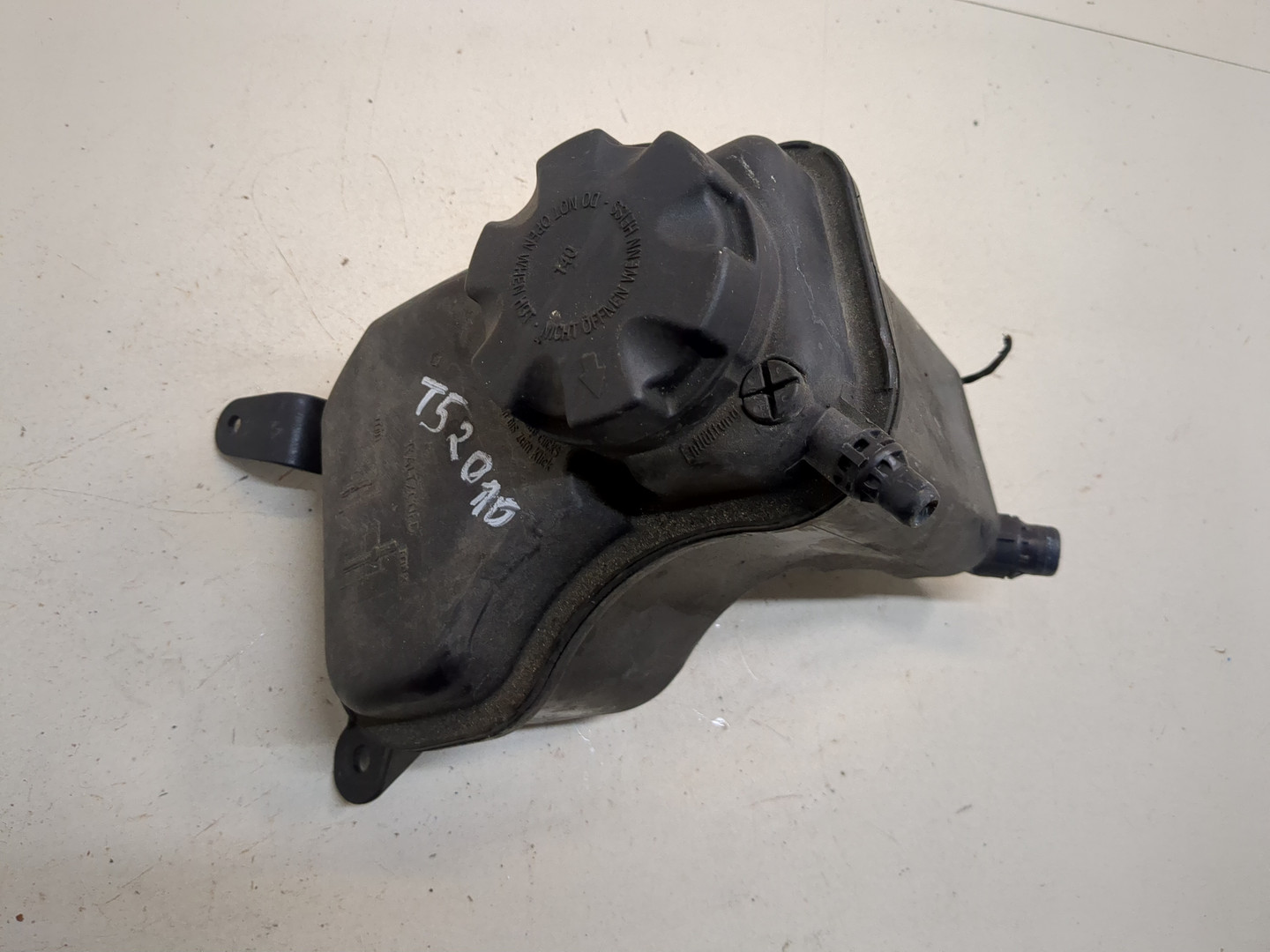 Бачок расширительный