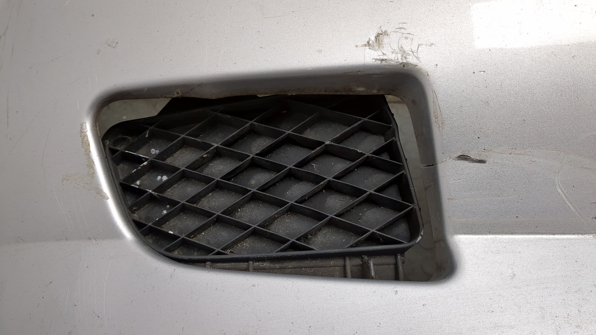 Бампер передний