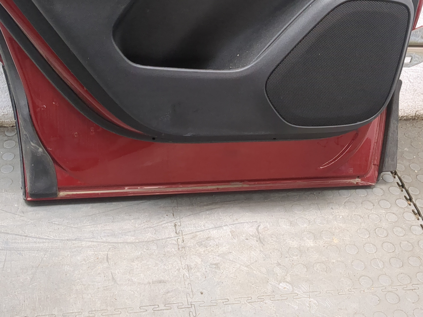 Дверь задняя левая