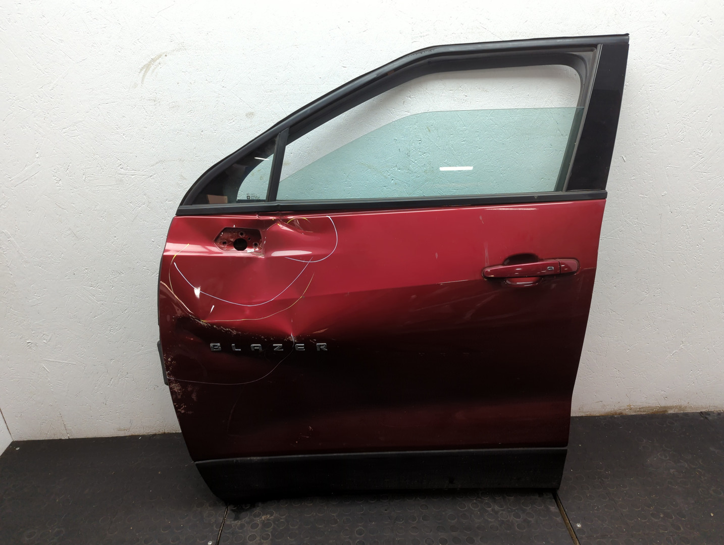 Дверь передняя левая