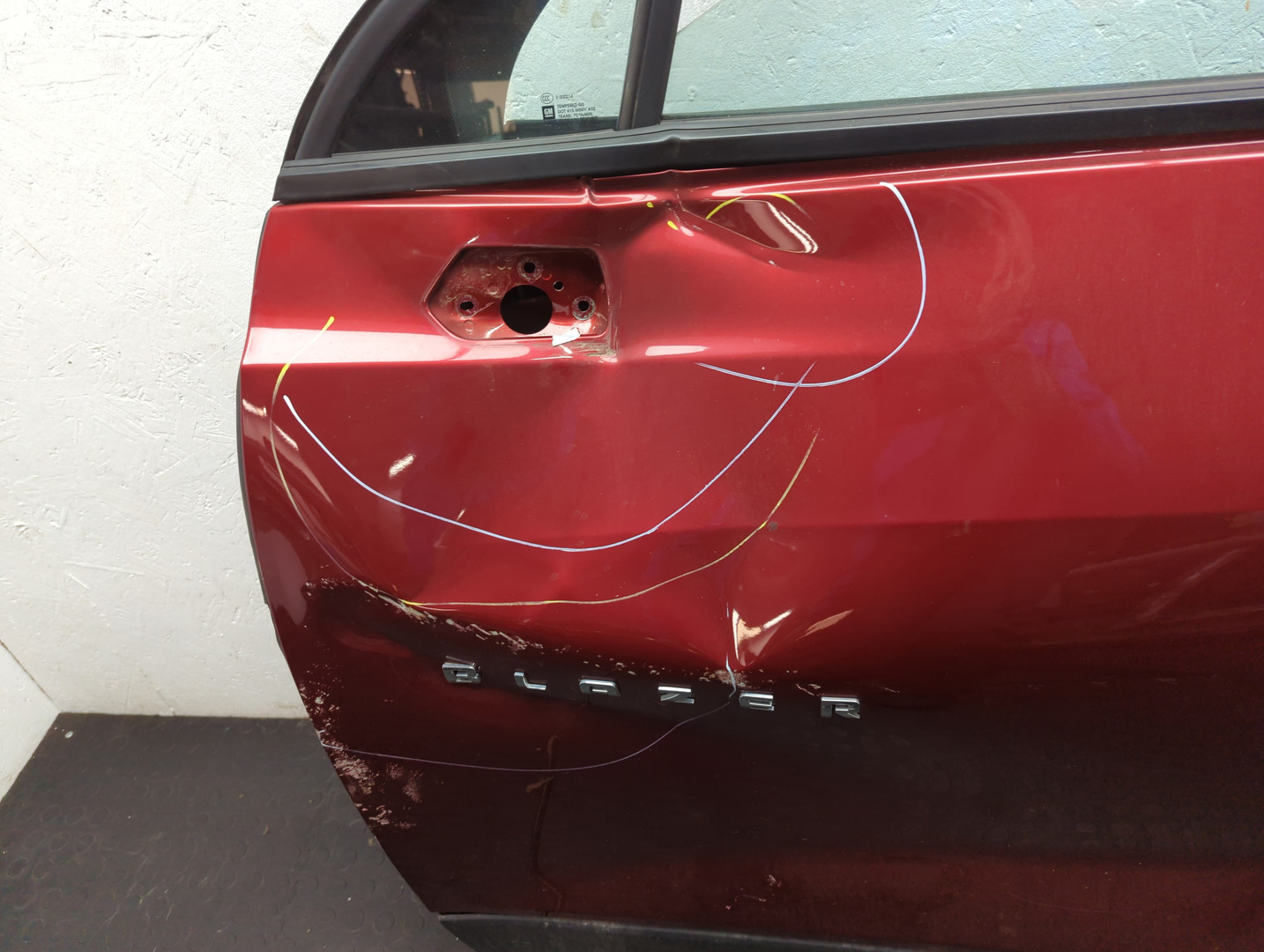 Дверь передняя левая