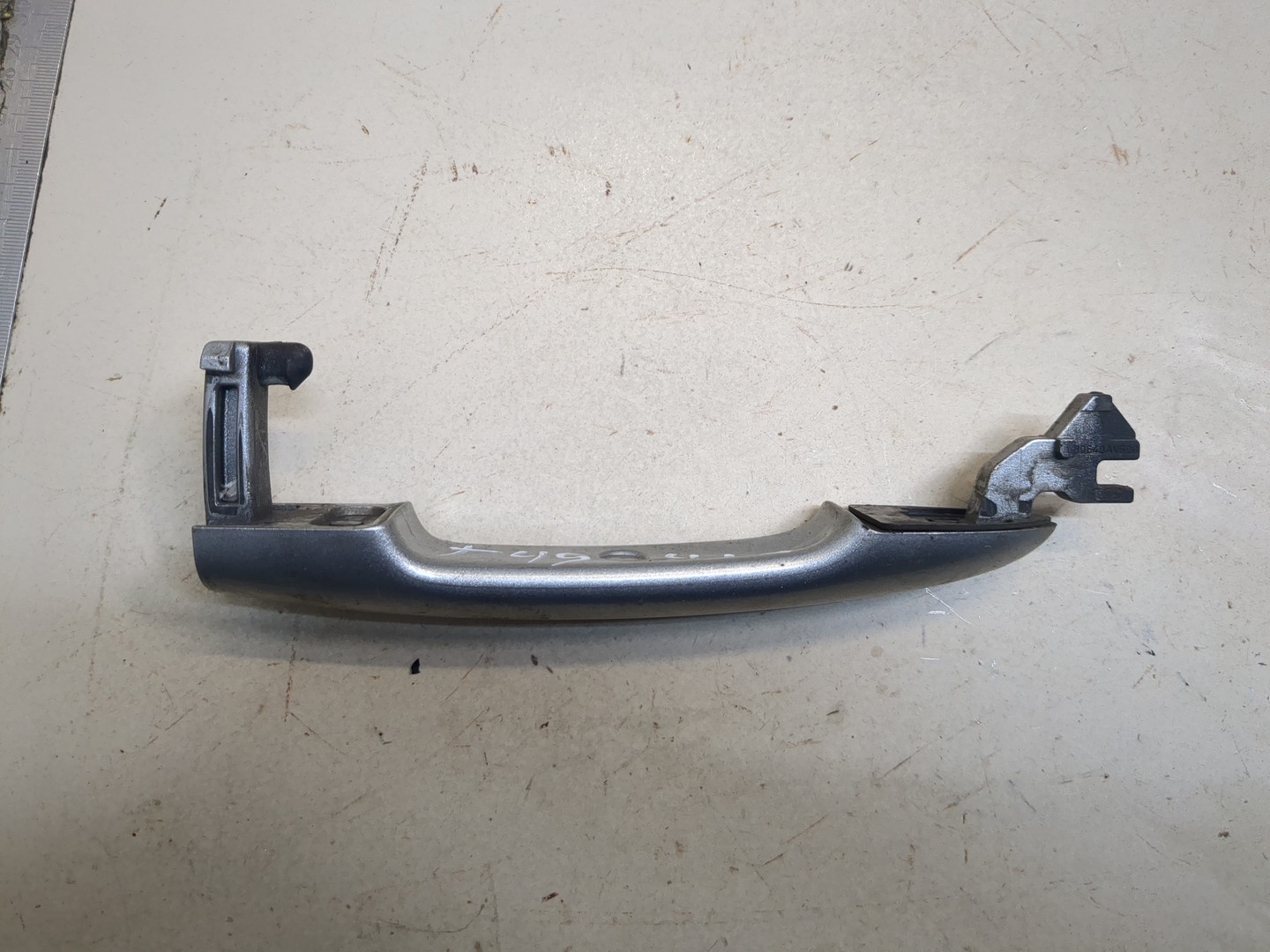 Ручка двери наружная