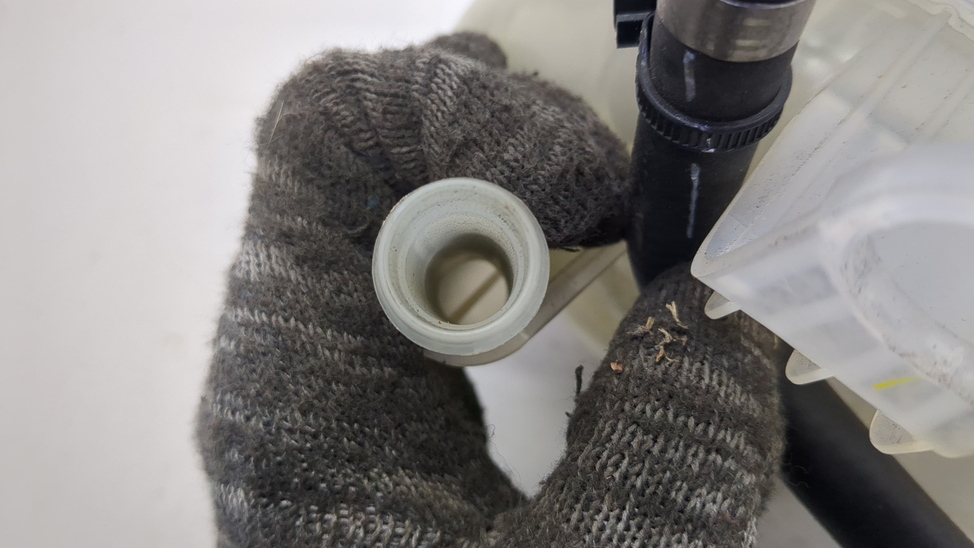 Бачок расширительный