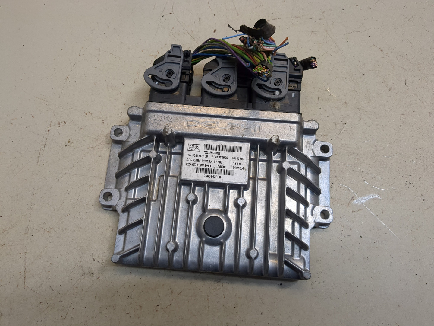 Блок управления двигателем