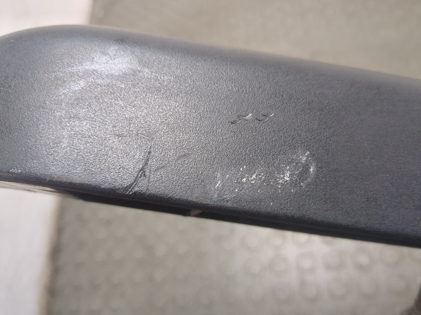 Фонарь подсветки номера