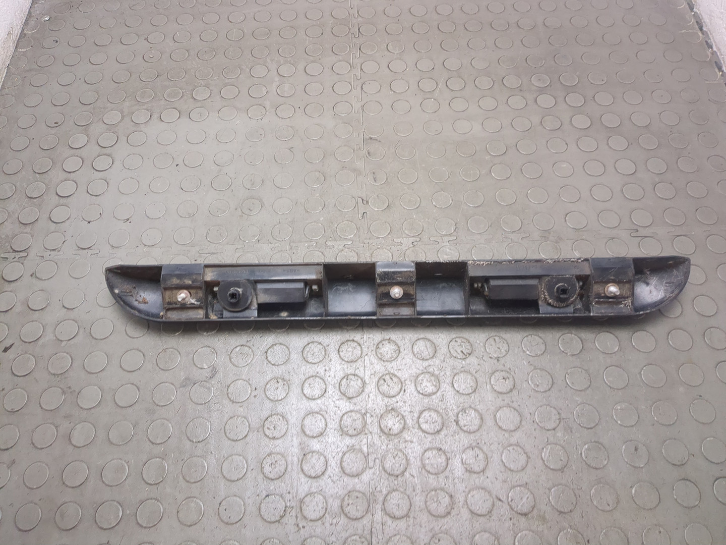 Фонарь подсветки номера