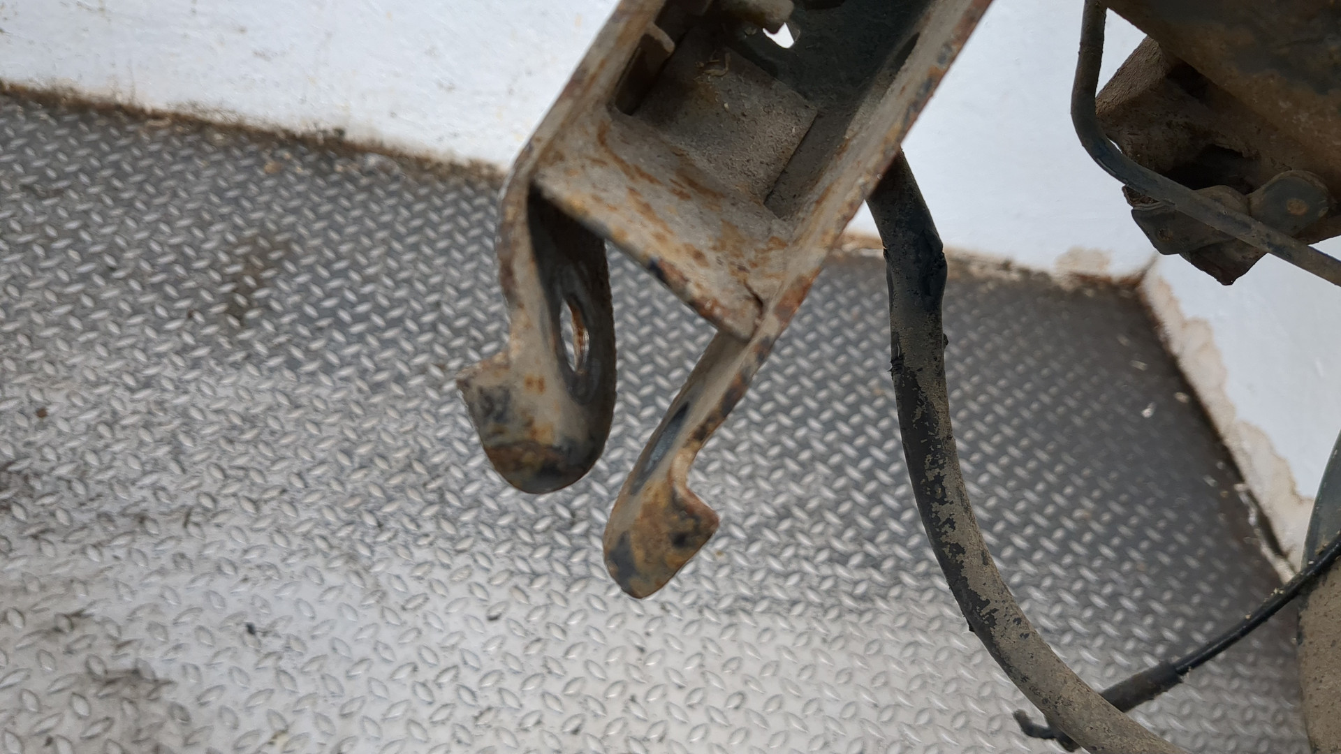 Мост задний