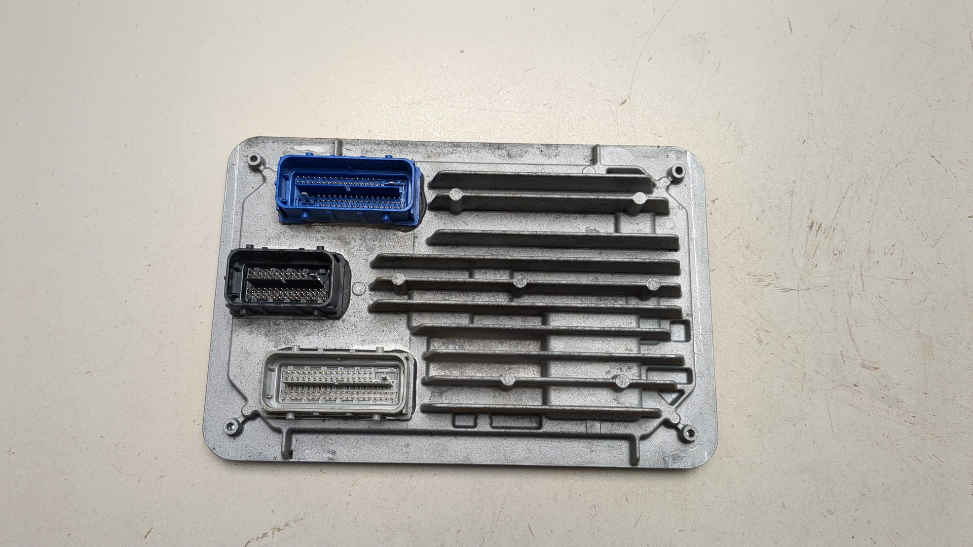 Блок управления двигателем