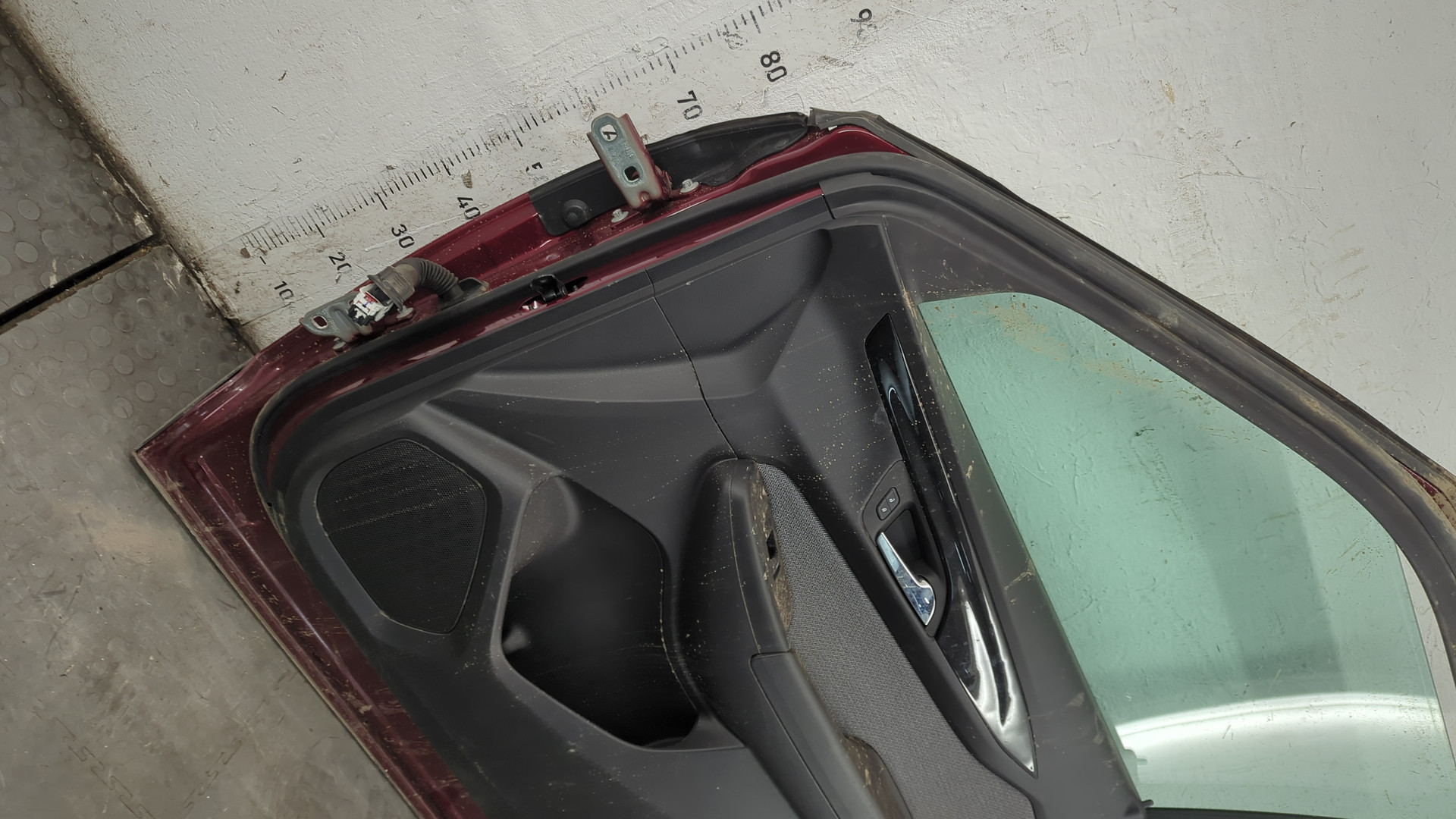 Дверь передняя правая