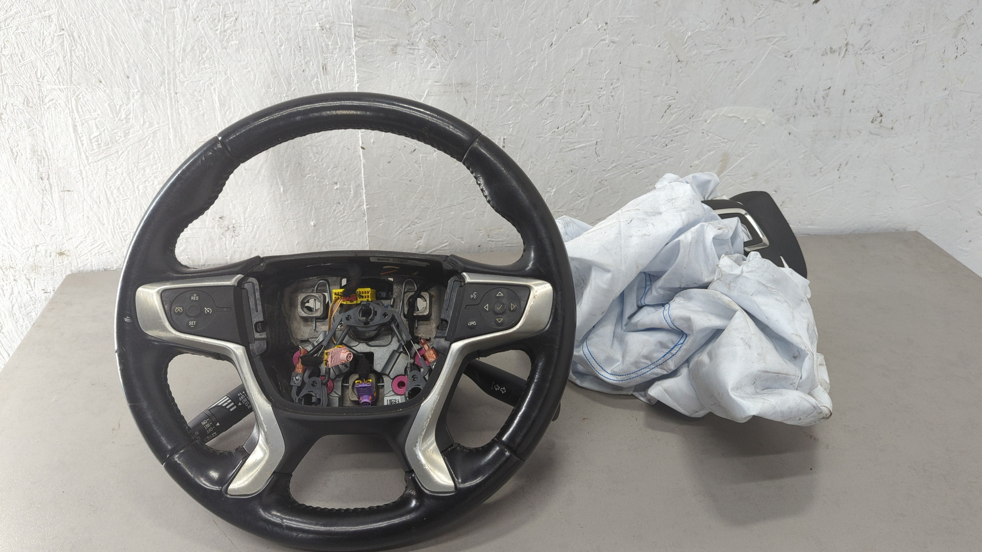 Рулевое колесо (руль)