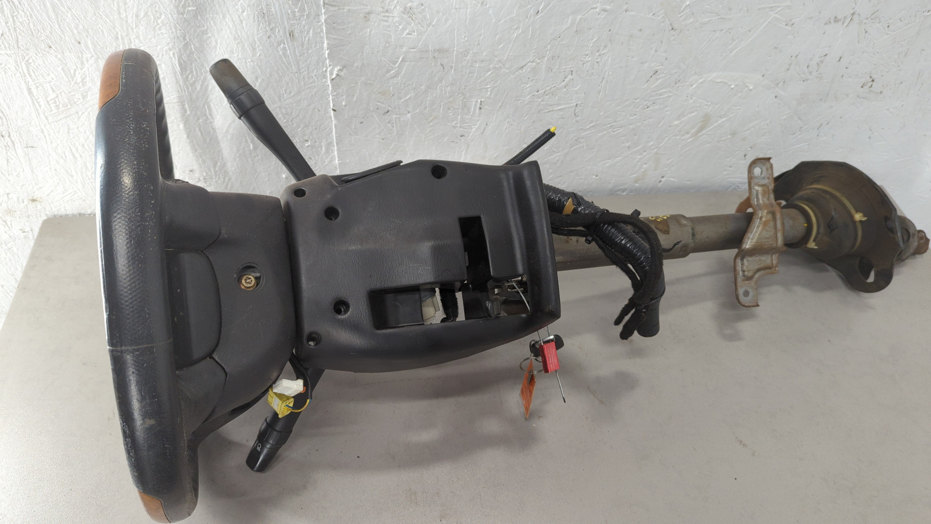 Рулевое колесо (руль)