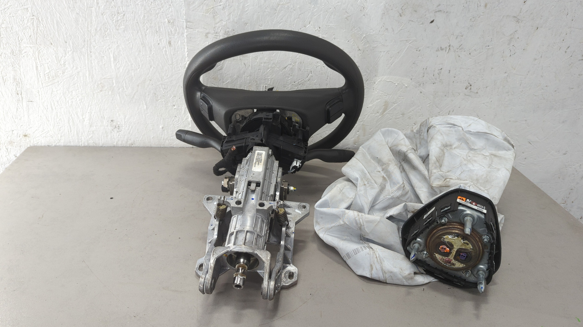 Рулевое колесо (руль)