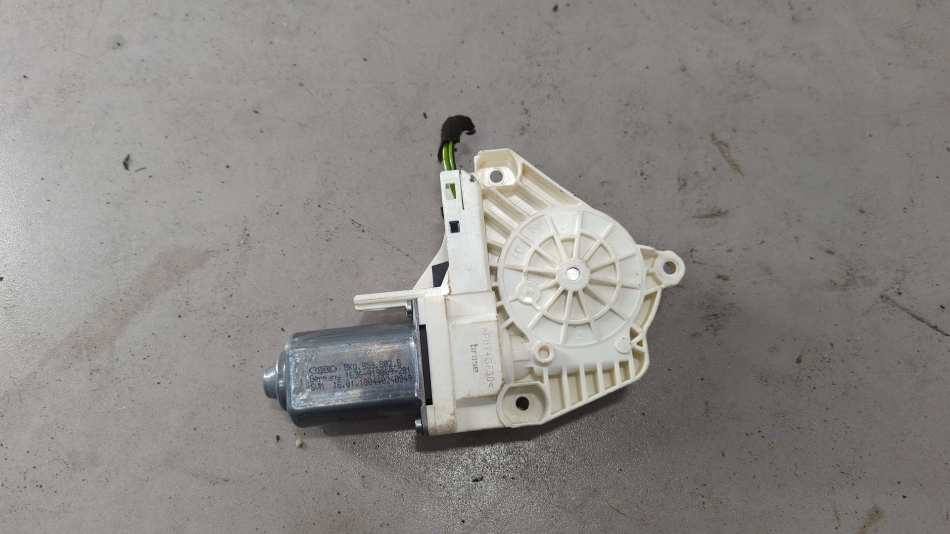 Моторчик стеклоподъемника