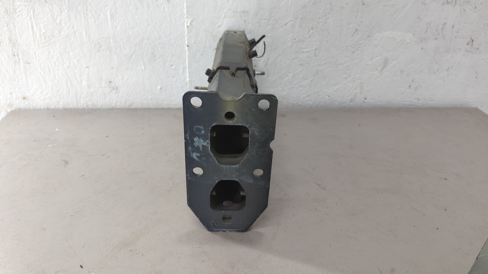 Лонжерон передний правый