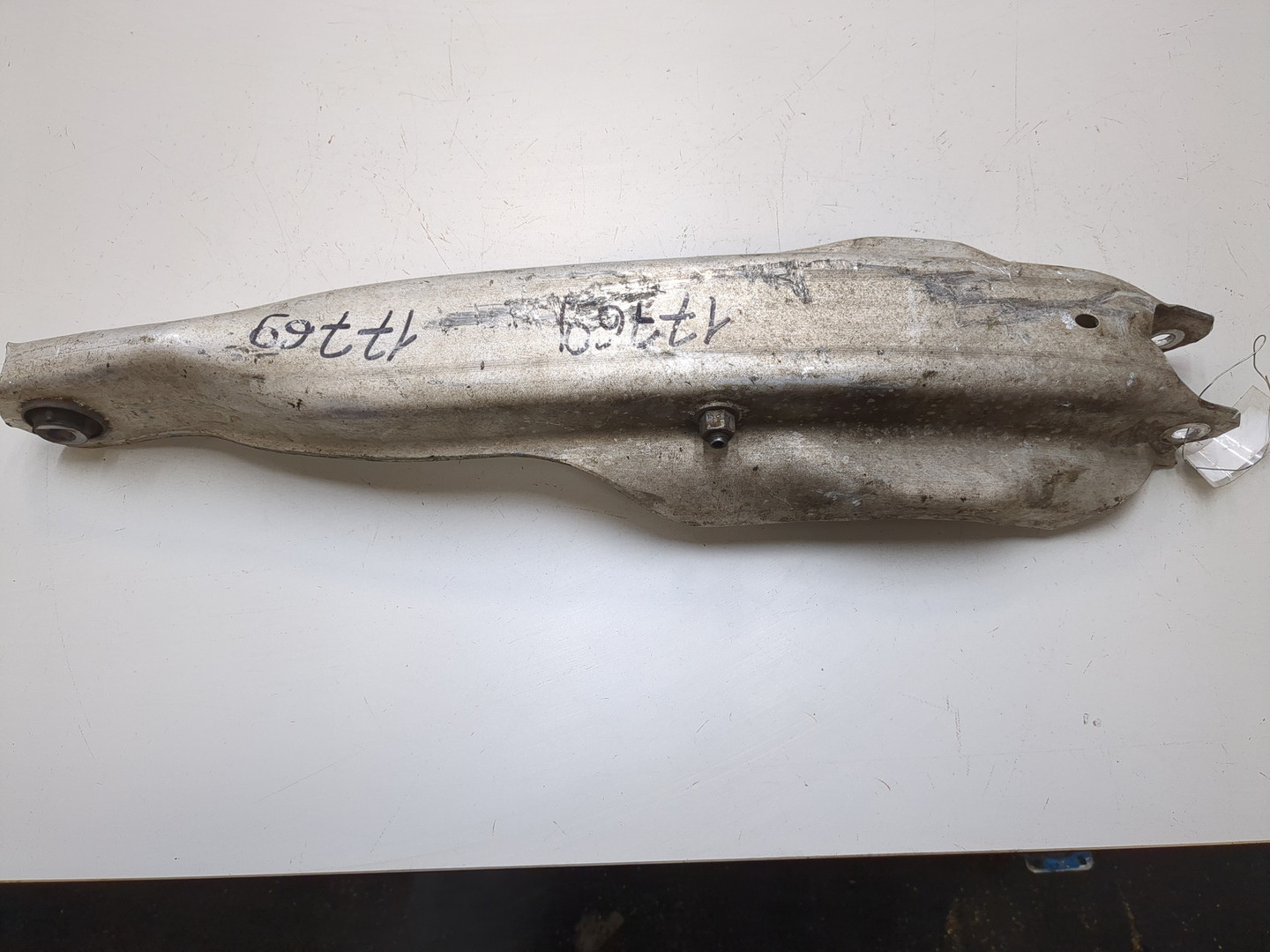 Рычаг задний