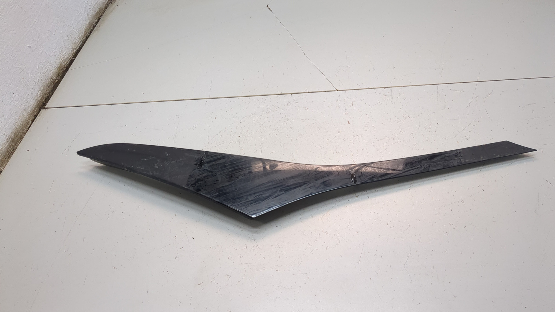 Накладка заднего крыла левого