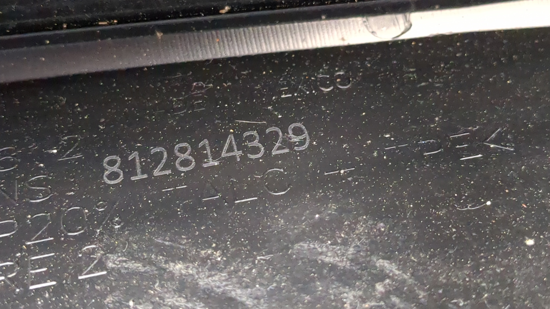 Решетка стеклоочистителей (Жабо)