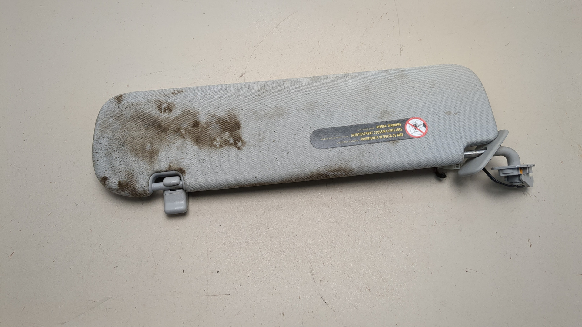 Козырек солнцезащитный