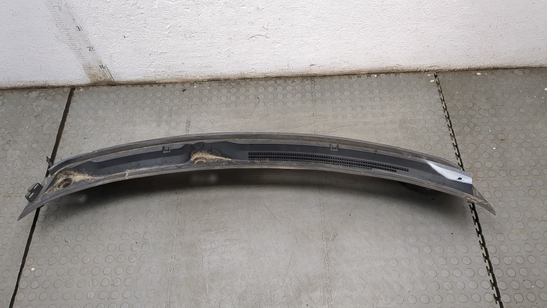 Решетка стеклоочистителей (Жабо)