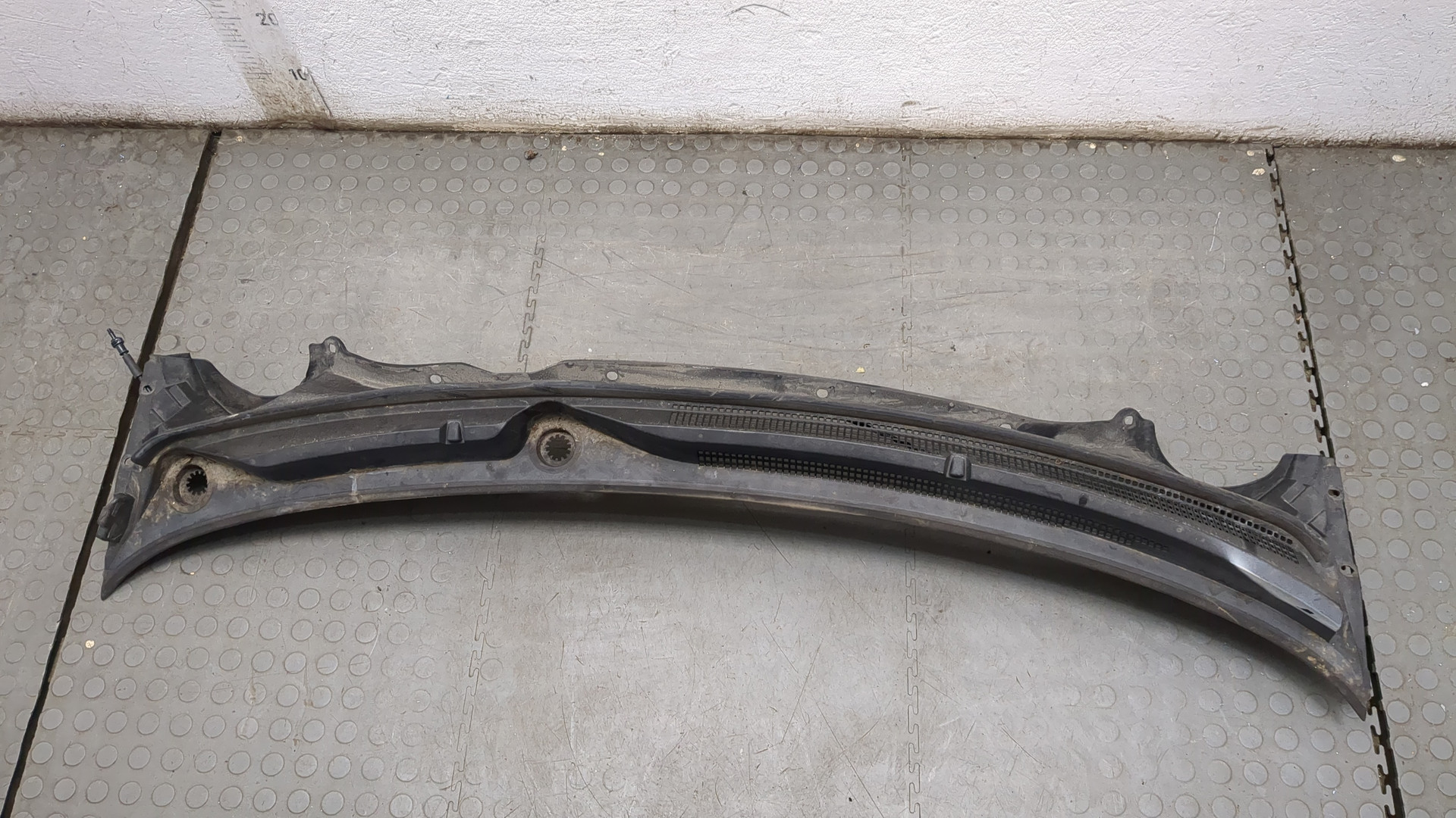 Решетка стеклоочистителей (Жабо)