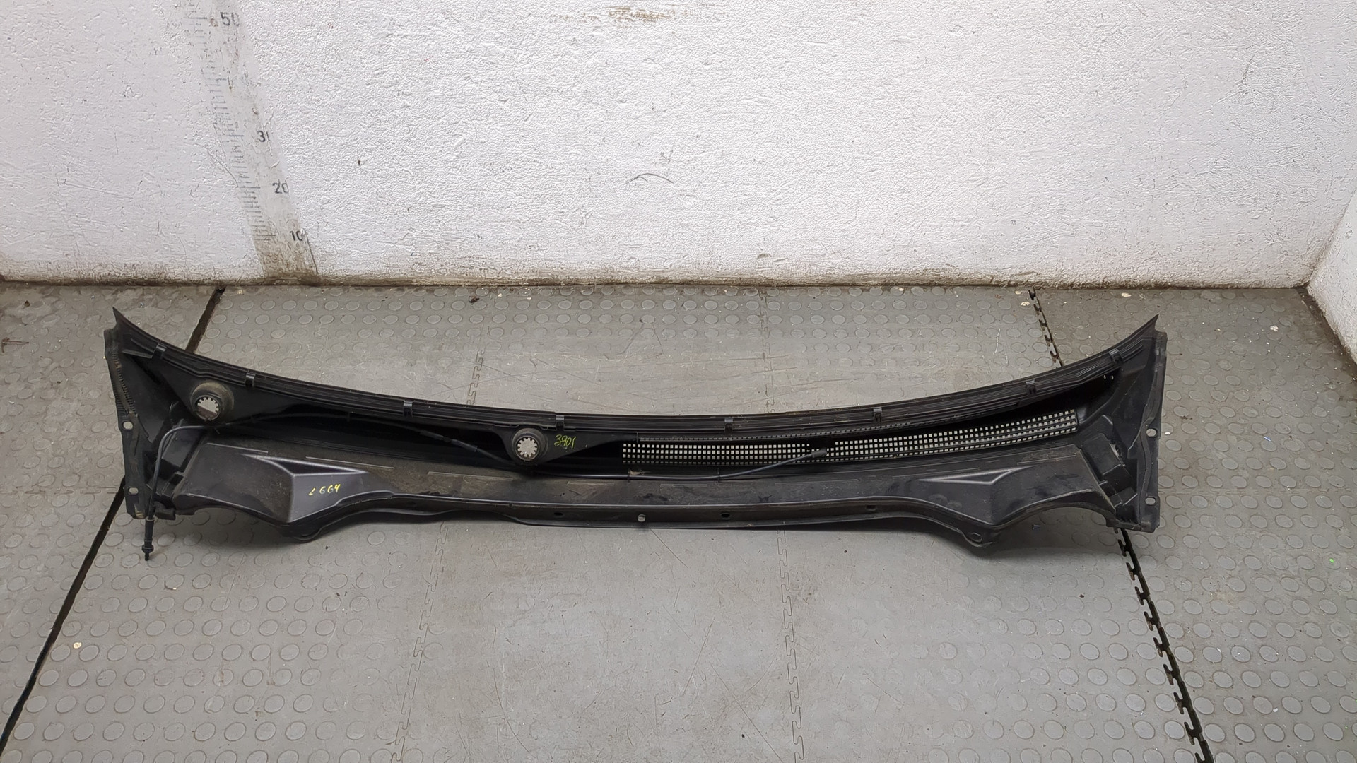 Решетка стеклоочистителей (Жабо)