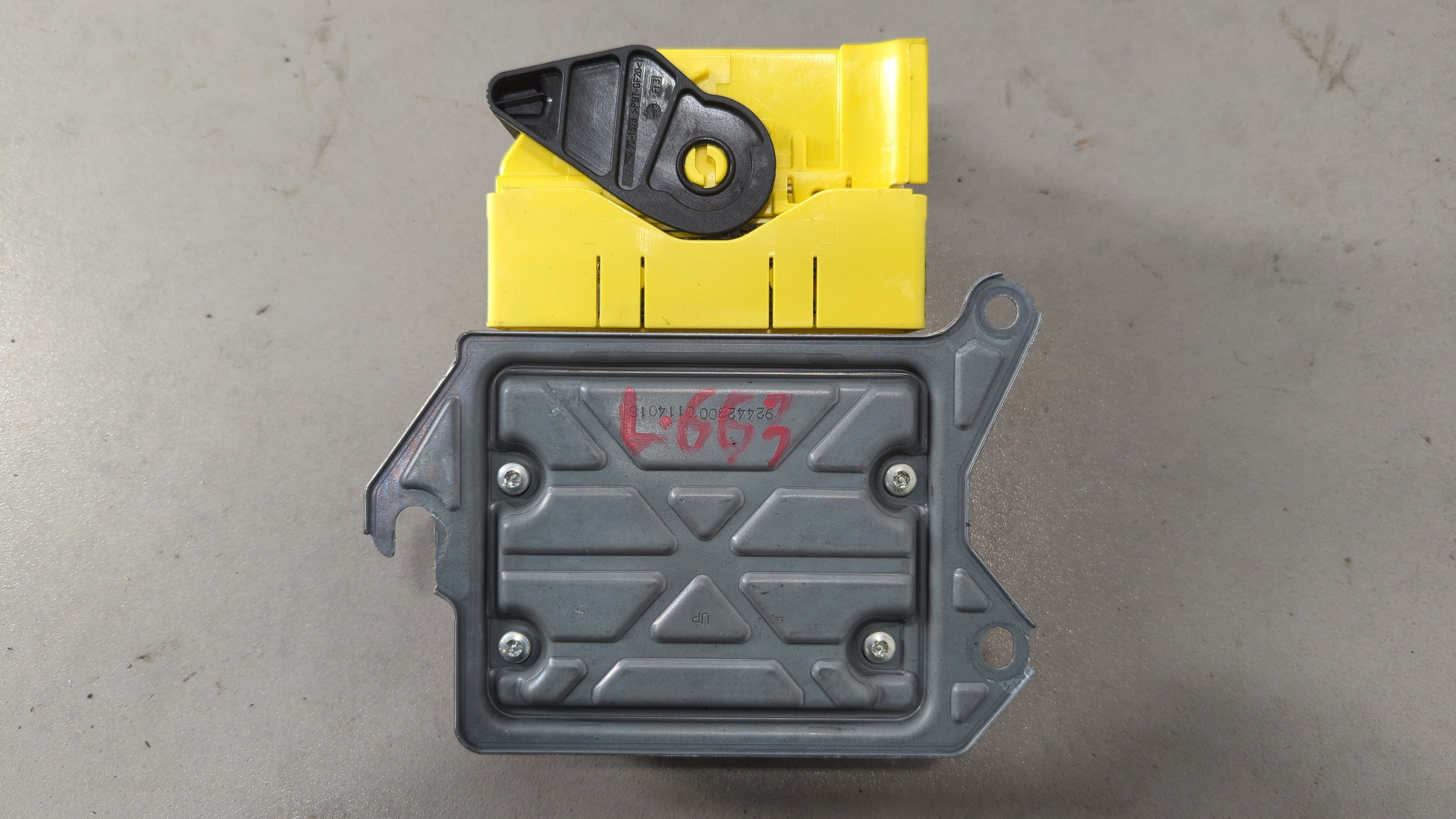 Блок управления подушек безопасности (AIR BAG)