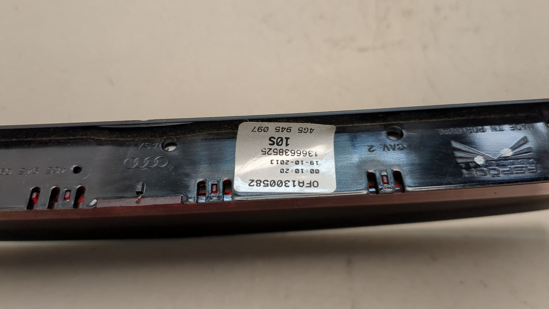 Фонарь задний (стоп сигнал)