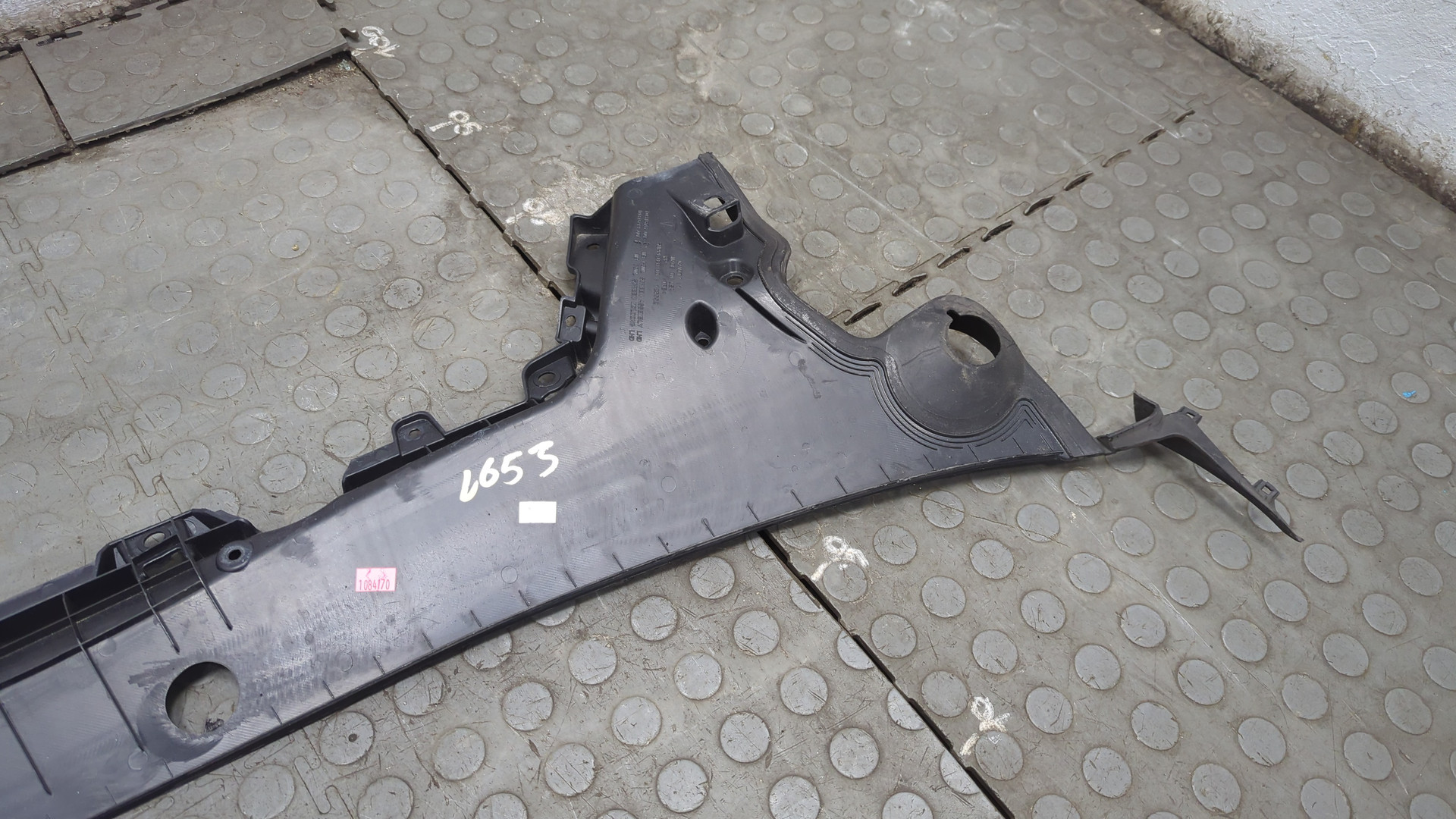 Решетка стеклоочистителей (Жабо)