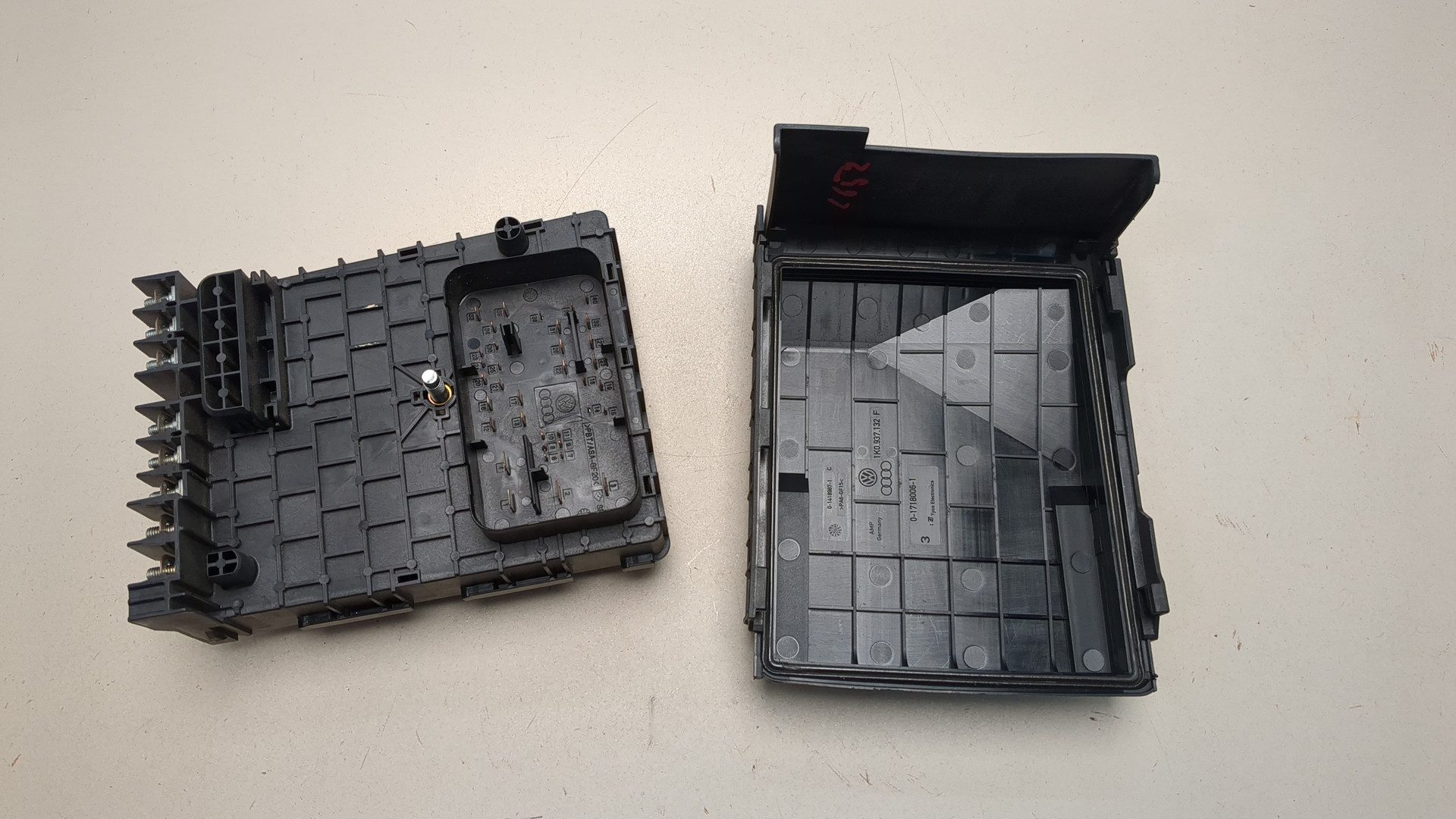 Блок предохранителей