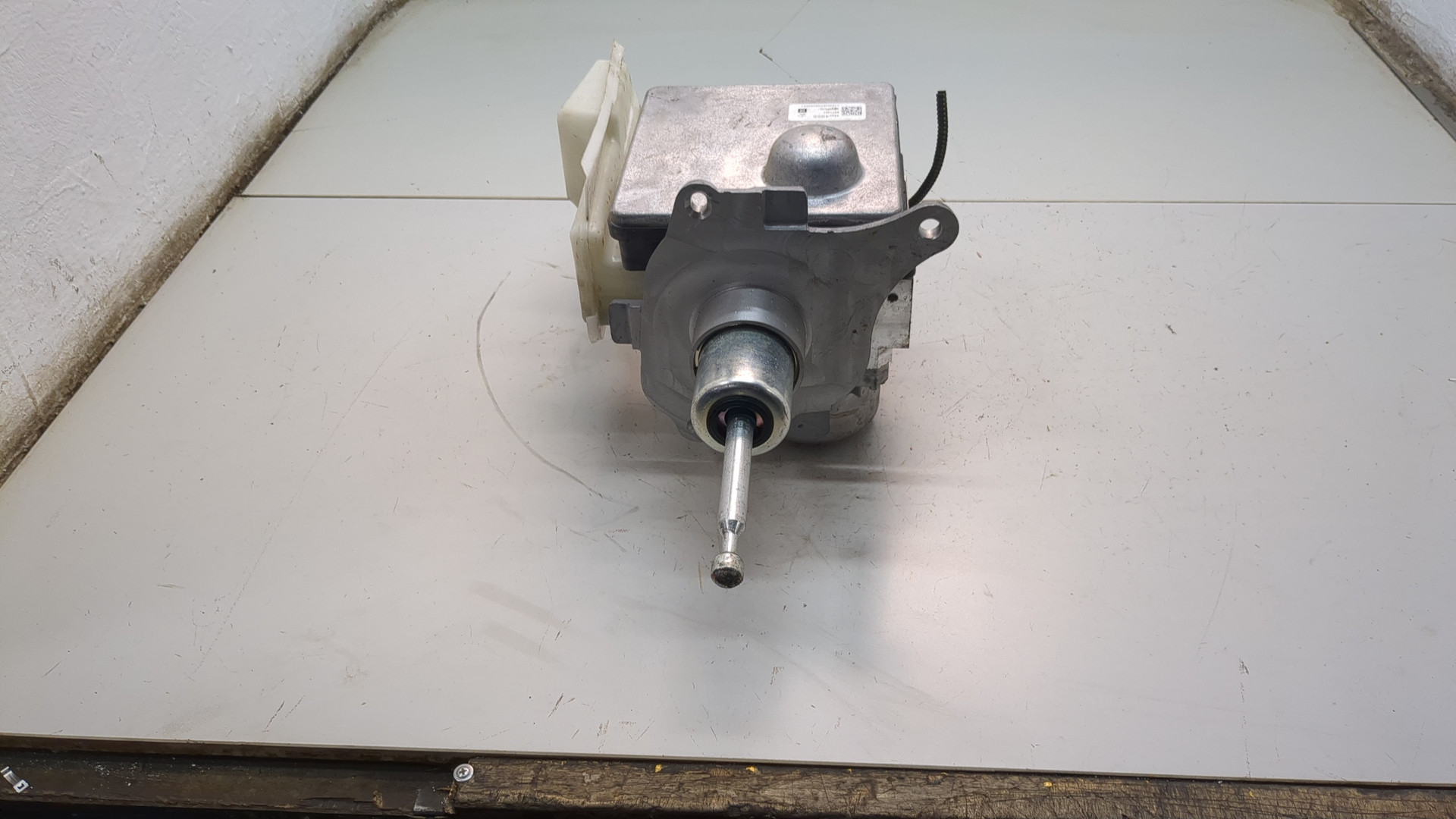 Цилиндр тормозной главный