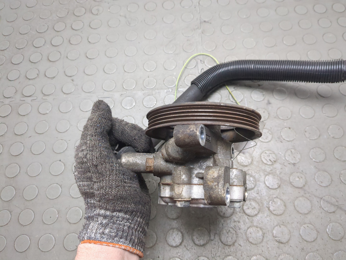 Насос ГУР (гидроусилитель руля)