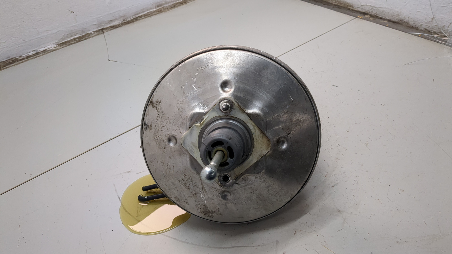 Цилиндр тормозной главный