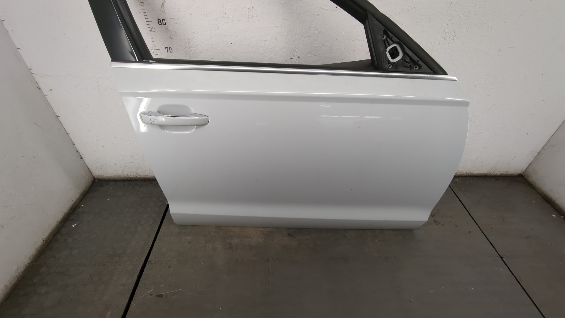 Дверь передняя правая