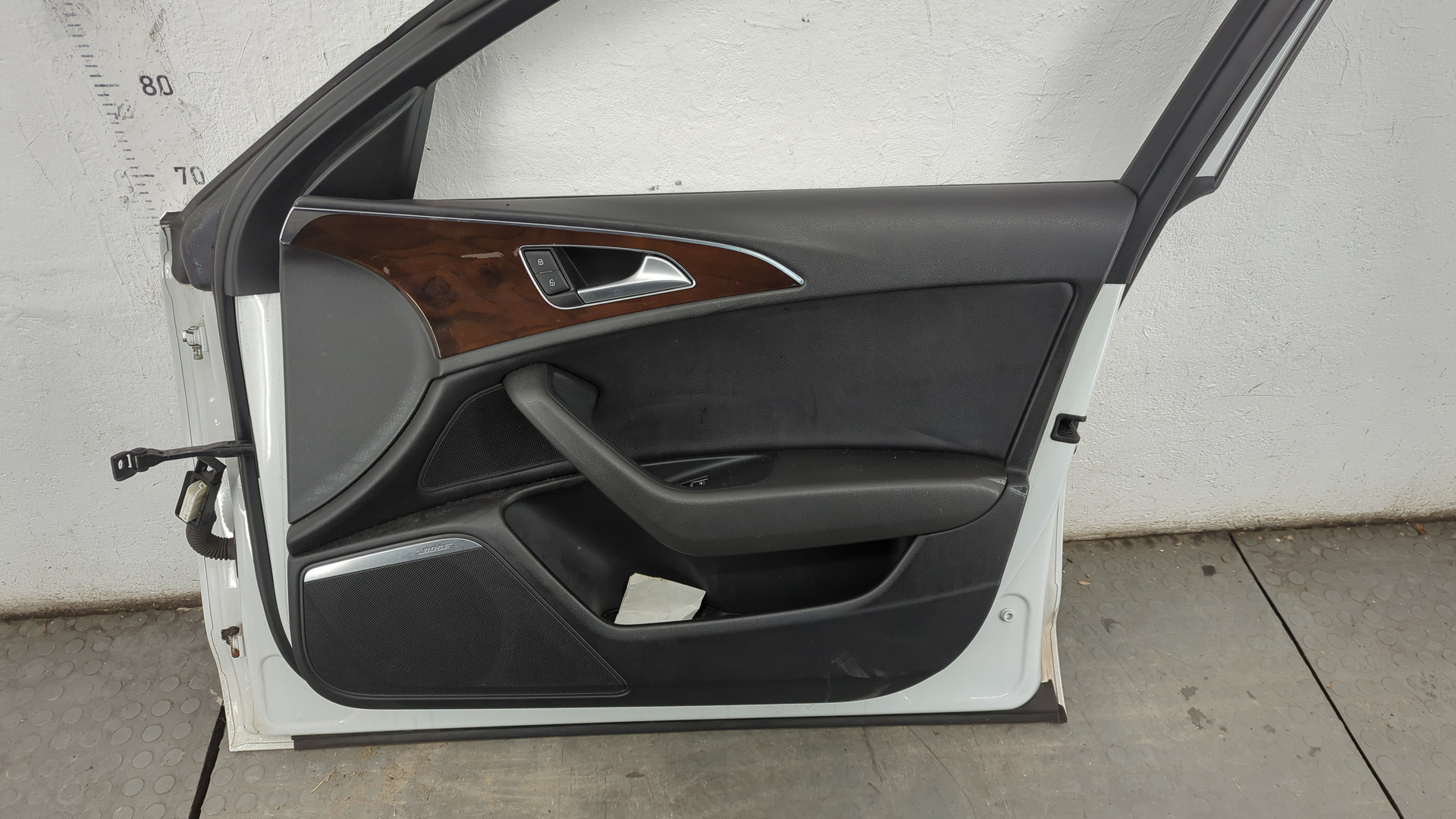 Дверь передняя правая