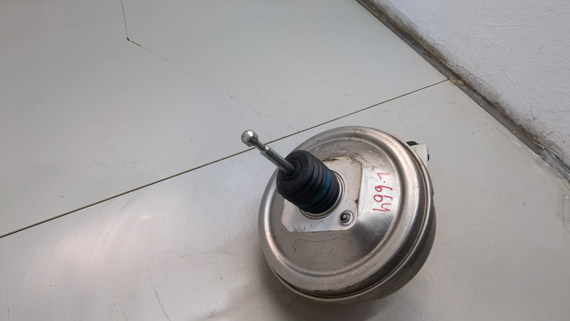 Цилиндр тормозной главный