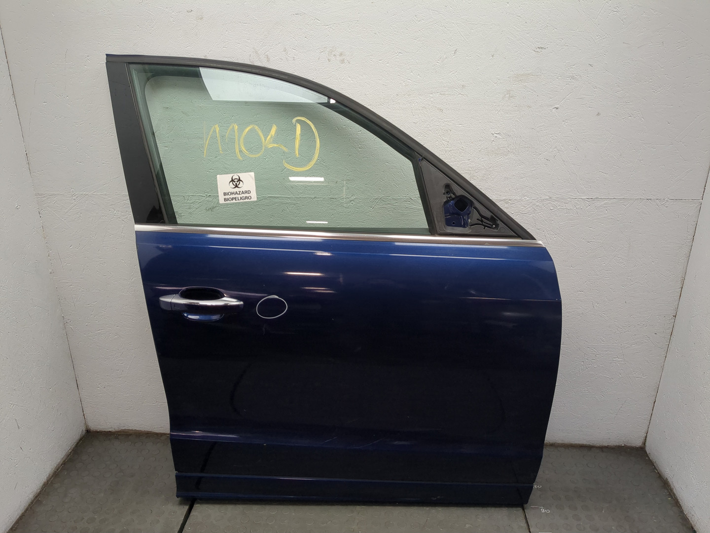 Дверь передняя правая