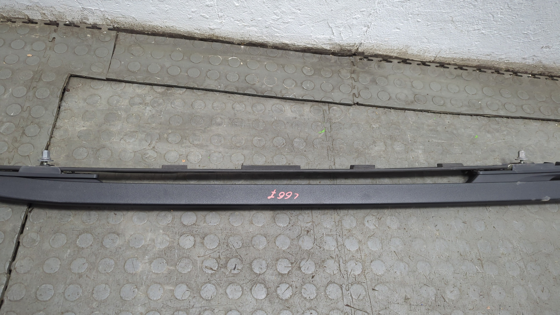 Рейлинги (релинг) к-кт (планки на крышу)