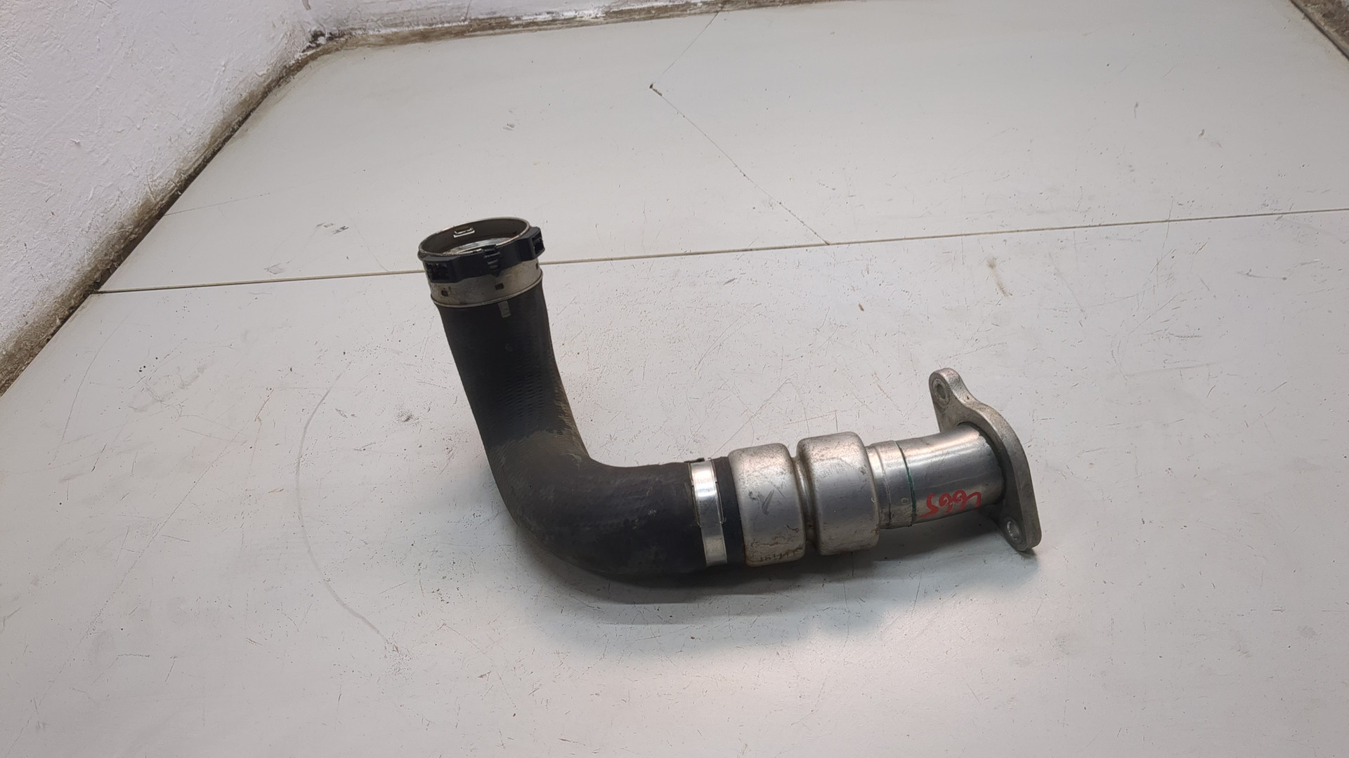 Патрубок интеркулера