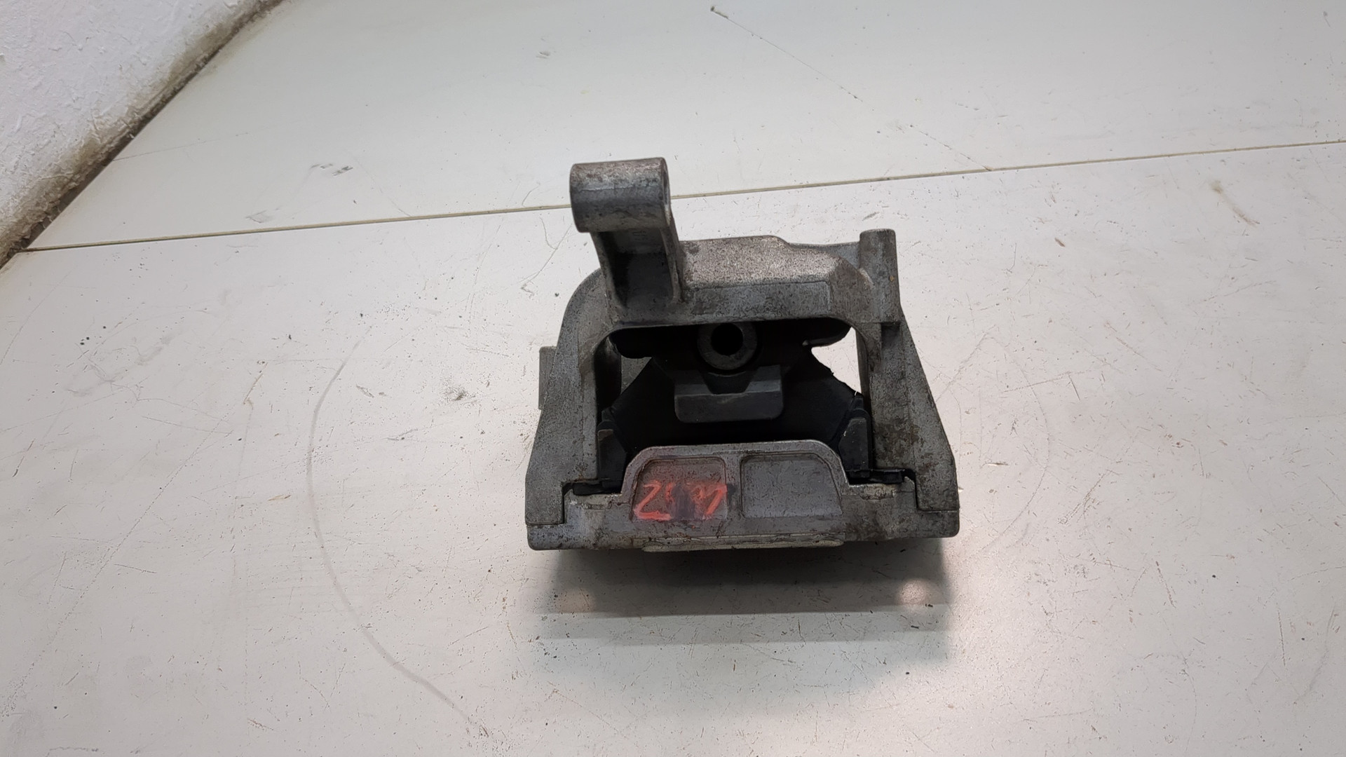 Опора двигателя