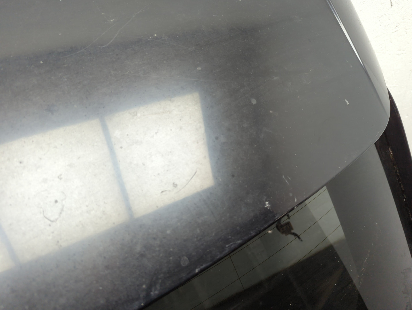 Дверь багажника