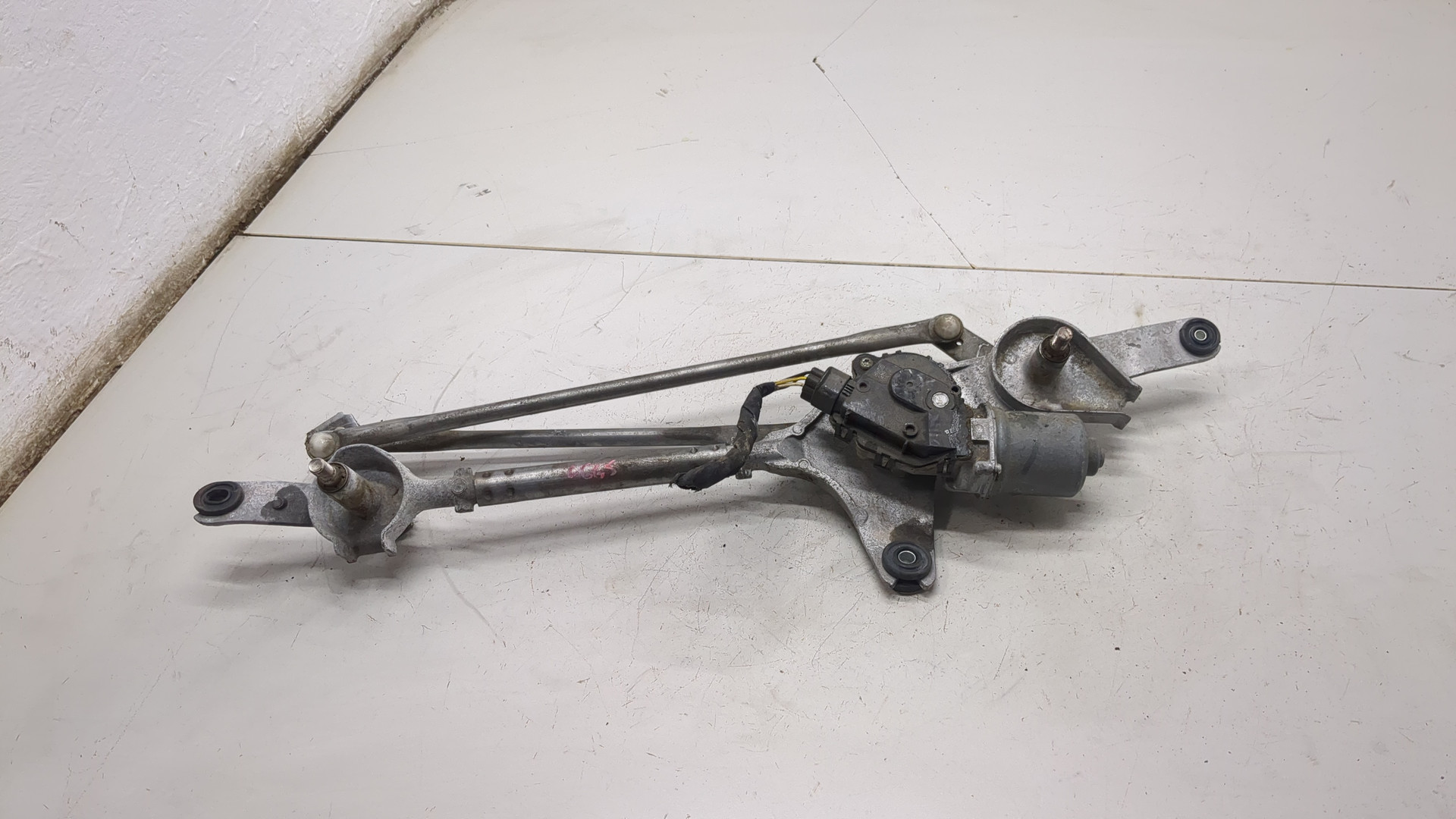 Трапеция стеклоочистителей