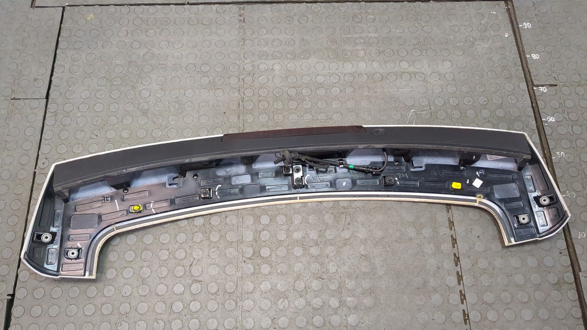 Спойлер переднего бампера