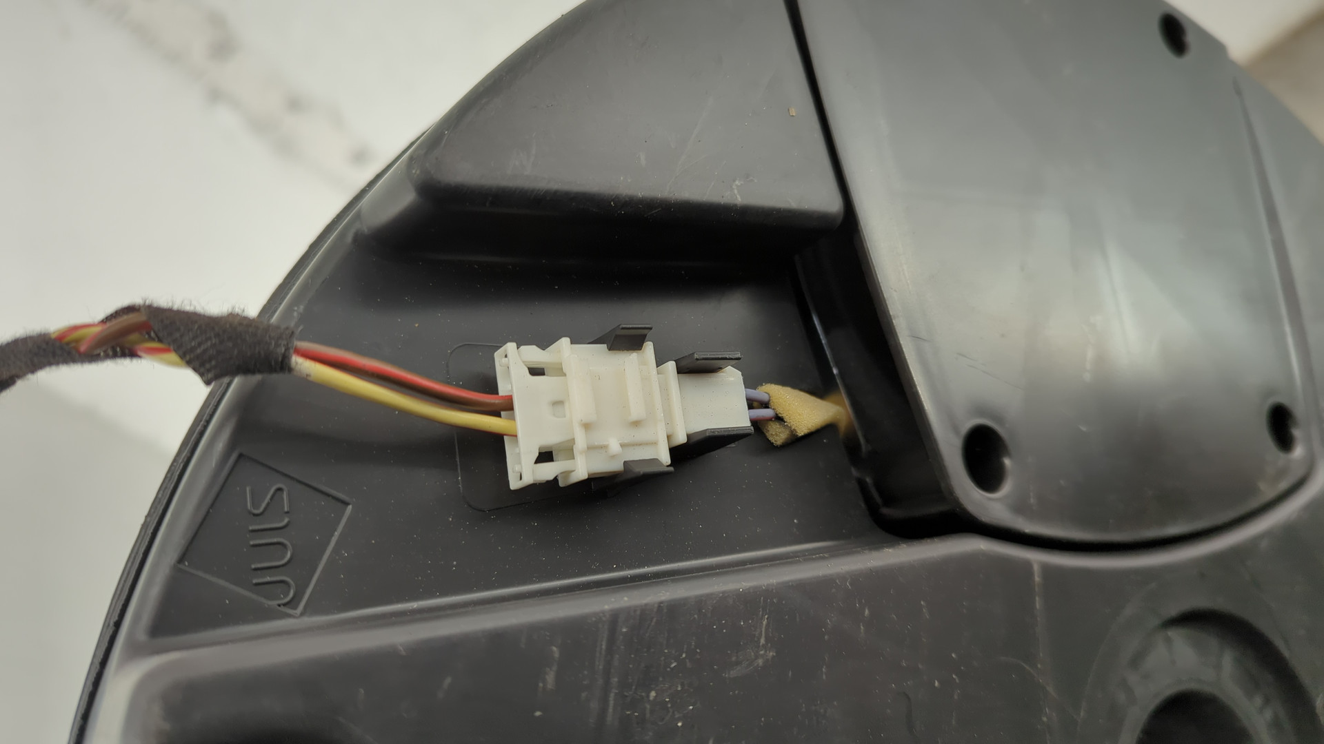 Сабвуфер для Q3 (8U) 2011-2018