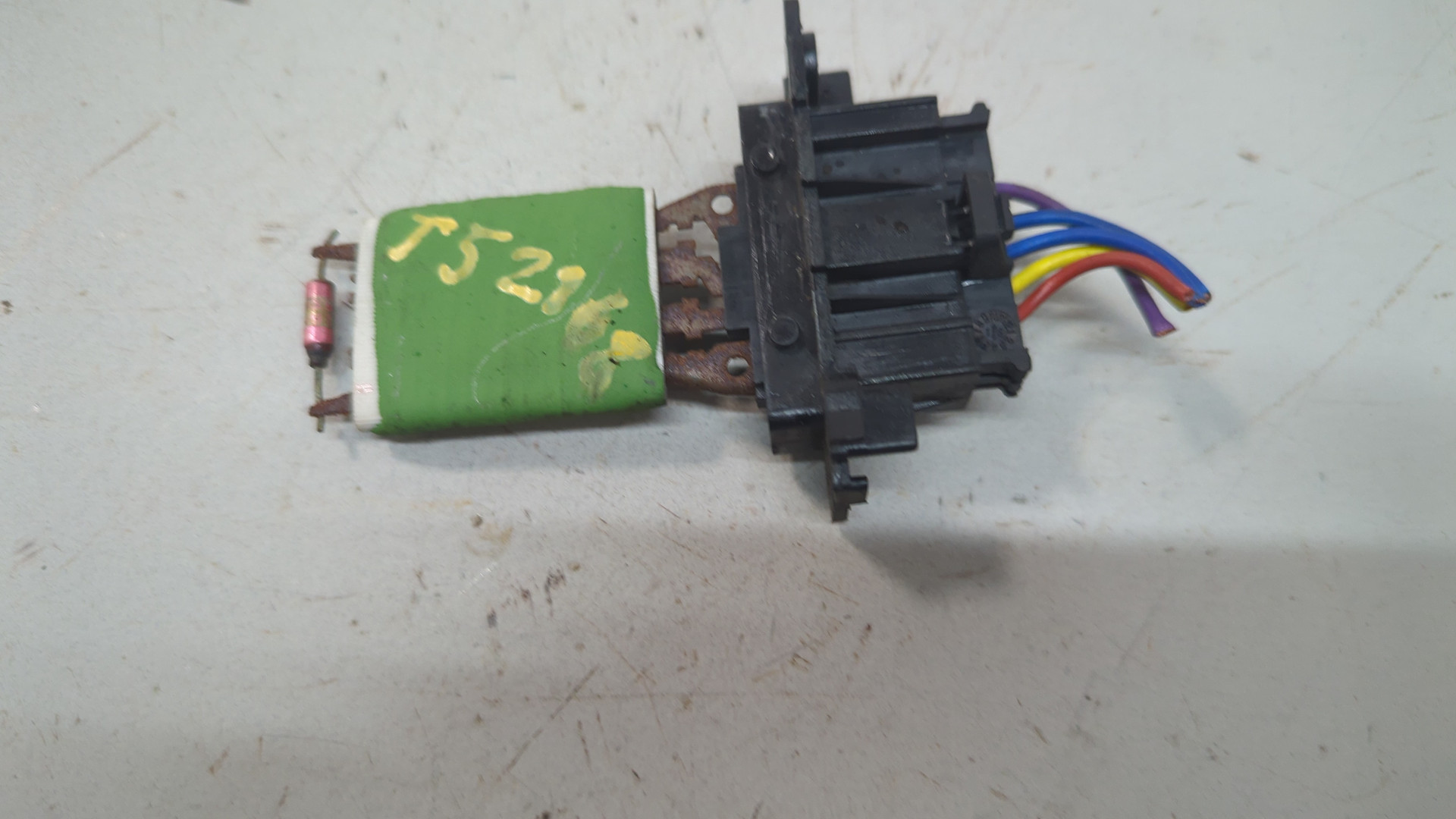 Резистор отопителя