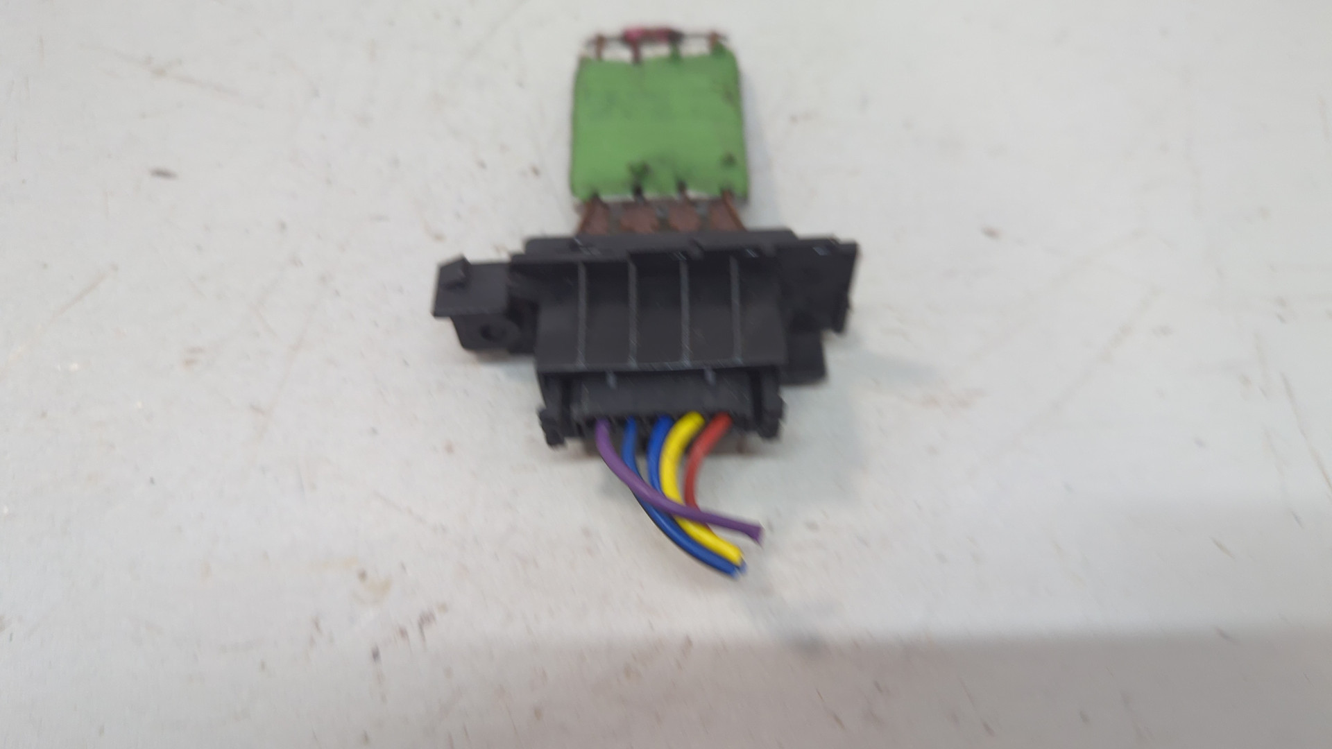 Резистор отопителя