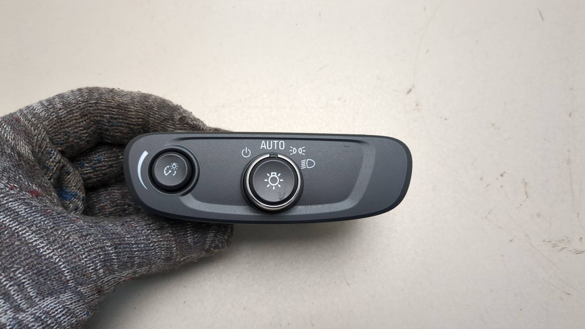 Переключатель света фар